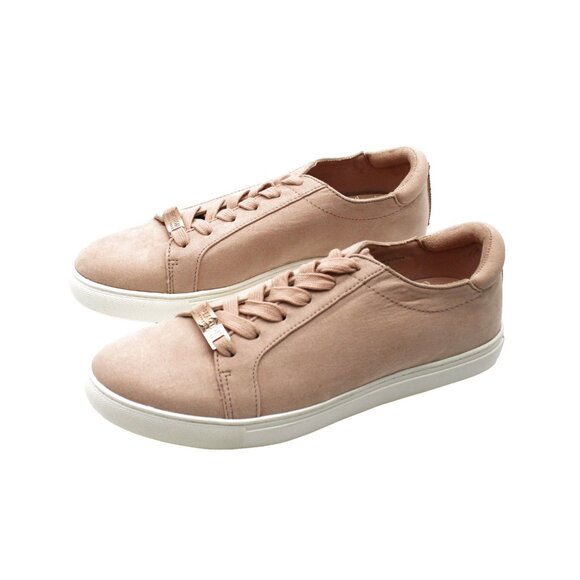 Sneakers - Picture 3 of 7